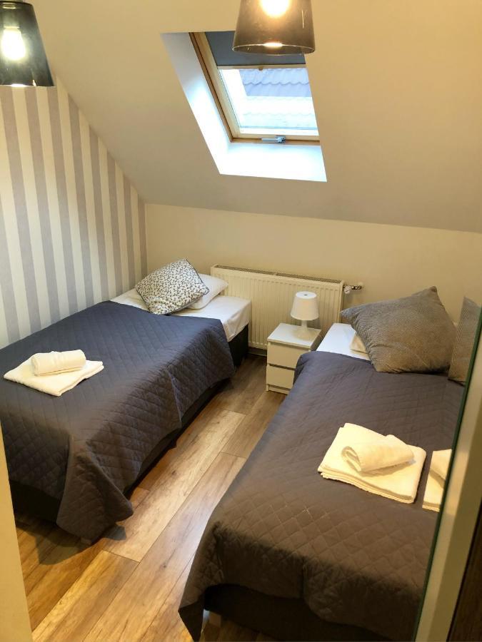 Dom Tkacki - Apartamenty - Pokoje - Jacuzzi Kudowa-Zdrój Exteriér fotografie