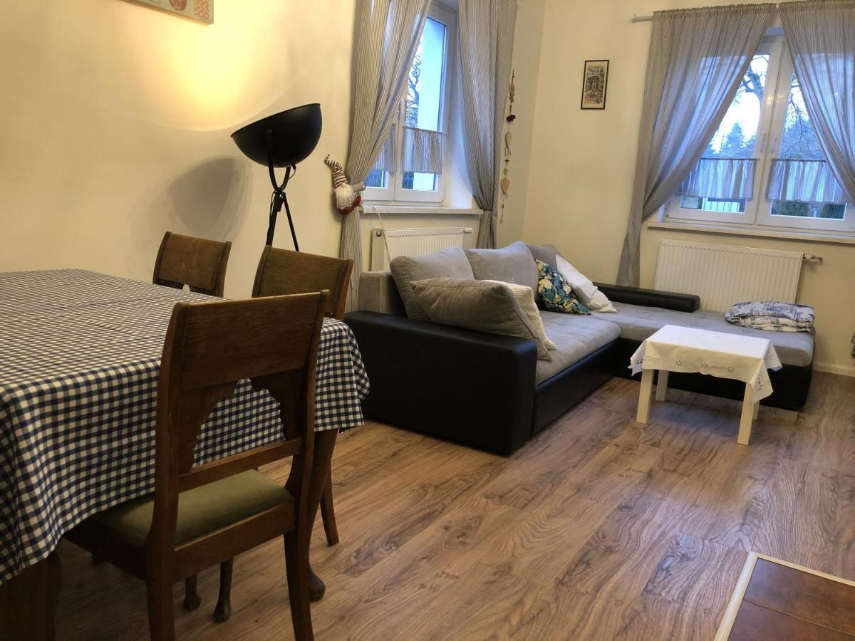 Dom Tkacki - Apartamenty - Pokoje - Jacuzzi Kudowa-Zdrój Exteriér fotografie
